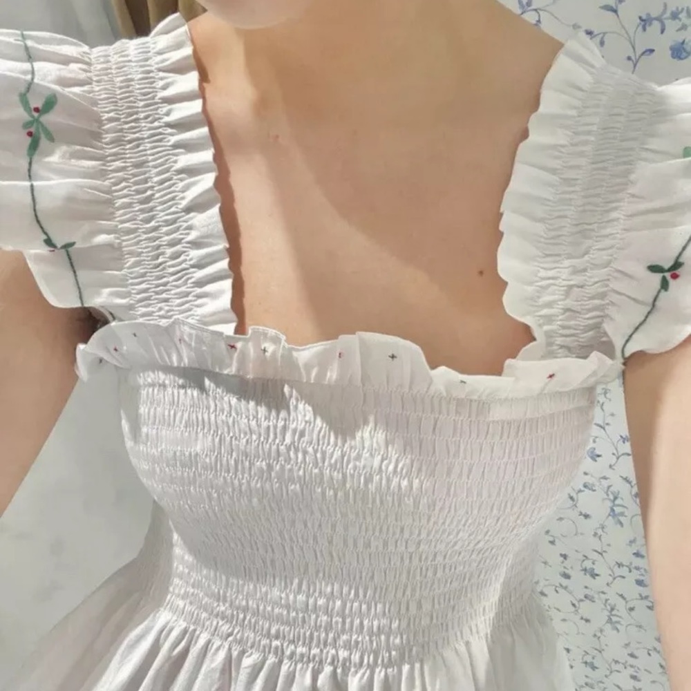 Ellie nap dress white embroidery Hill House S